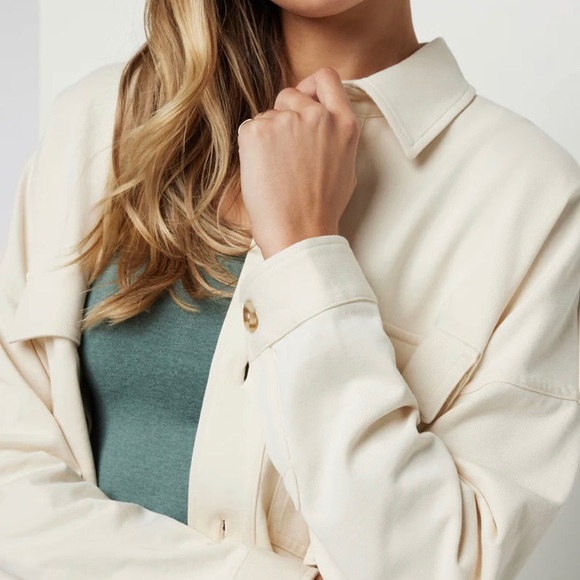 Vuori Mackenzie Cropped Shirt Jacket, Size XL - Picture 2 of 6